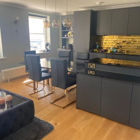 Sea View Apartment Ramsgate Bagian luar foto